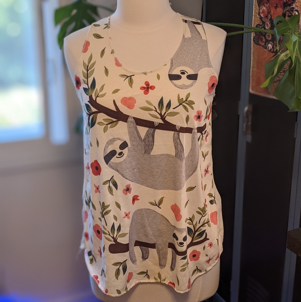 🦥 Sloth Tank